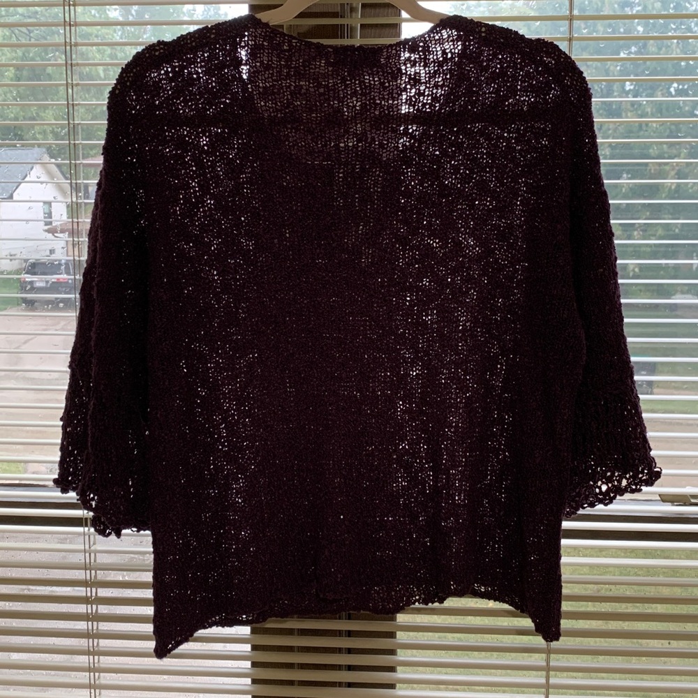 Cahaya by Tanami Plum Handcrafted Ruffle Bell Sleeve Sweater NWT S/M - Picture 3 of 12